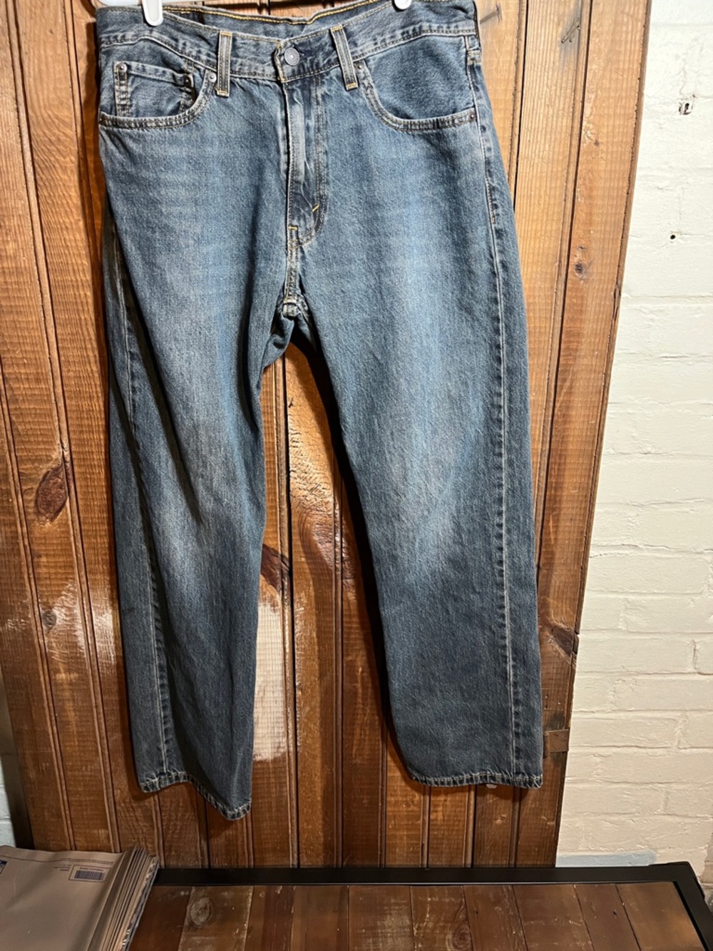 Levi's 555 Relaxed Fit Men's Jeans - Faded Blue Denim